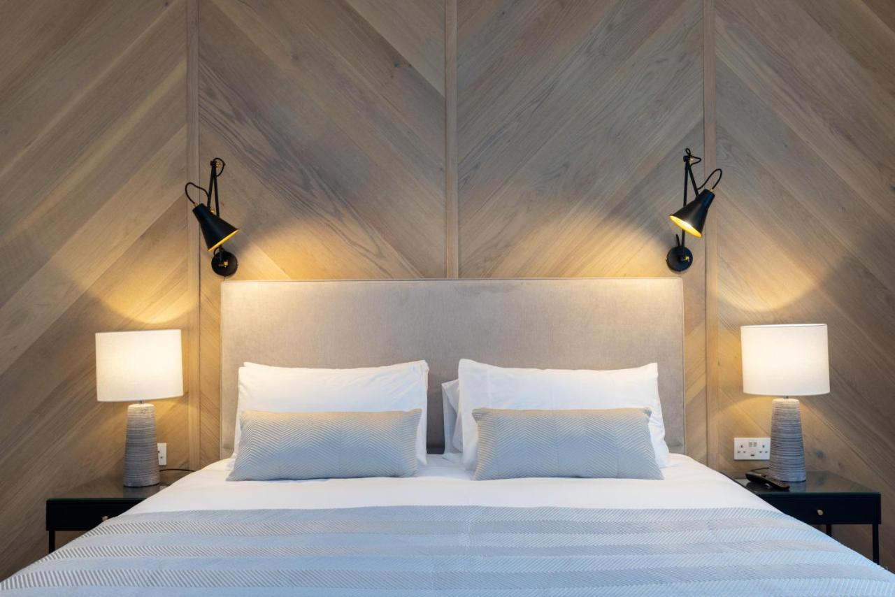 The Kingswood Hotel เซนต์ออสเทลล์ ภายนอก รูปภาพ