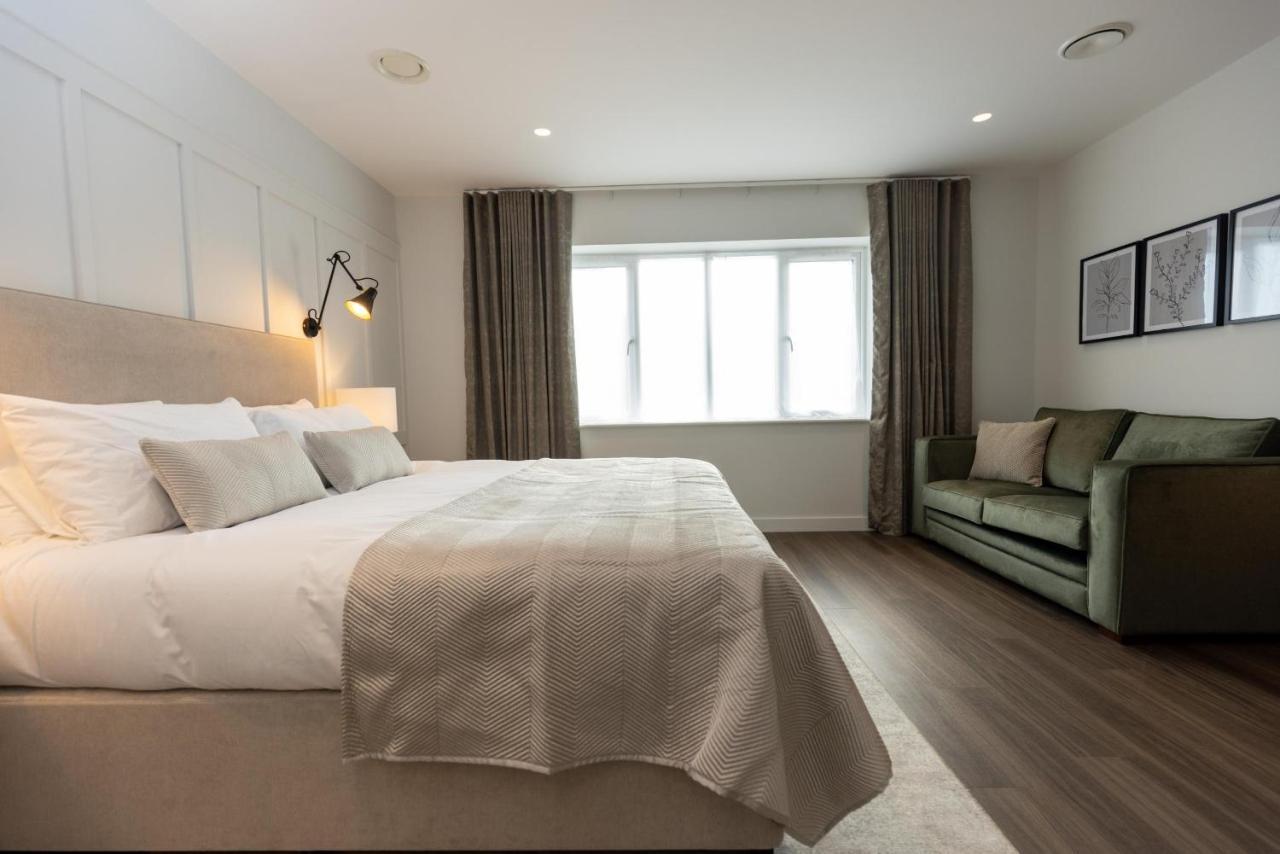 The Kingswood Hotel เซนต์ออสเทลล์ ภายนอก รูปภาพ